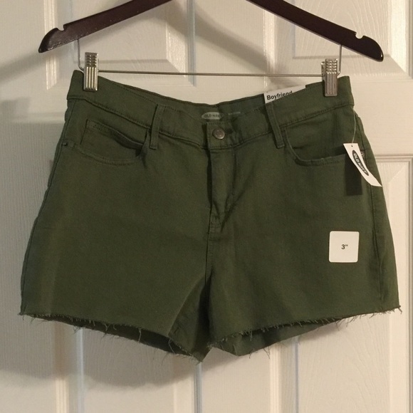 Old Navy Pants - Old Navy women’s boyfriend shorts